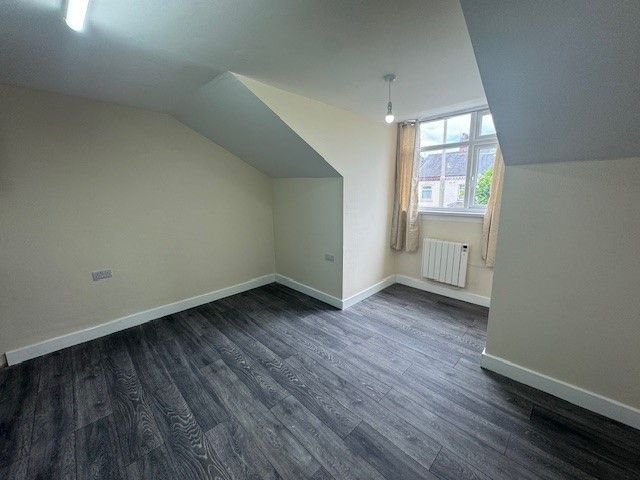 Property photo 1 of 6 Image