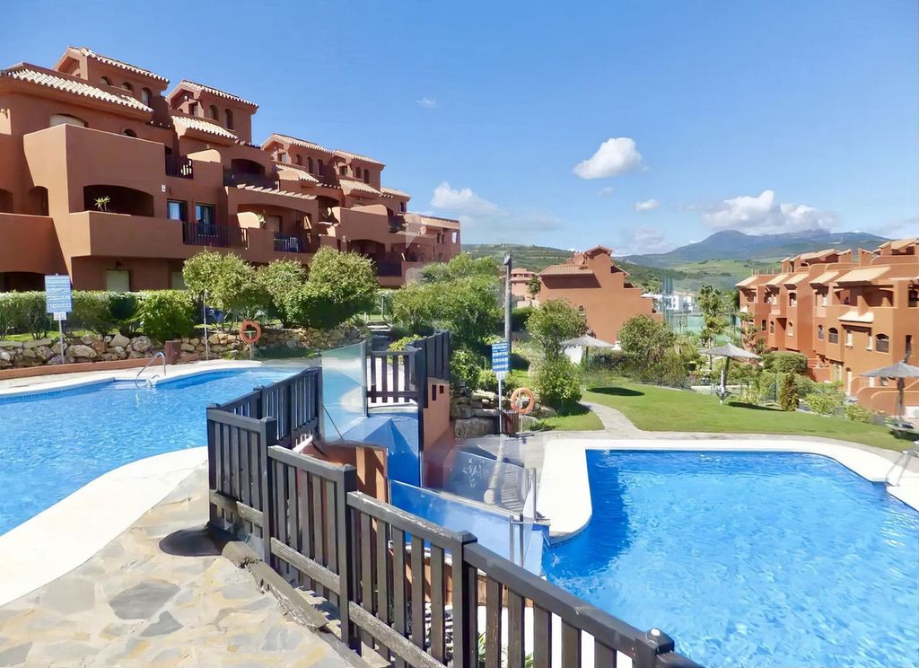 Property photo 1 of 21