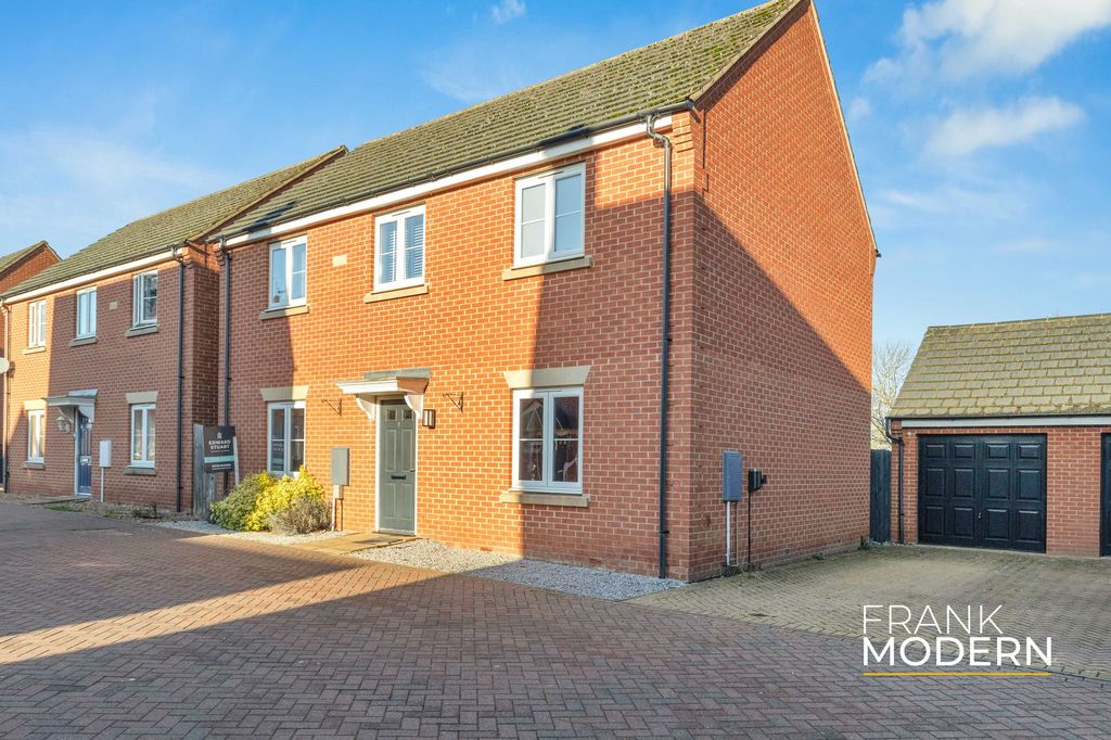 Property photo 1 of 34 Front