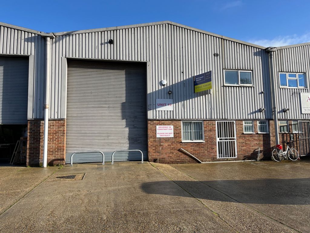 Property photo 1 of 1