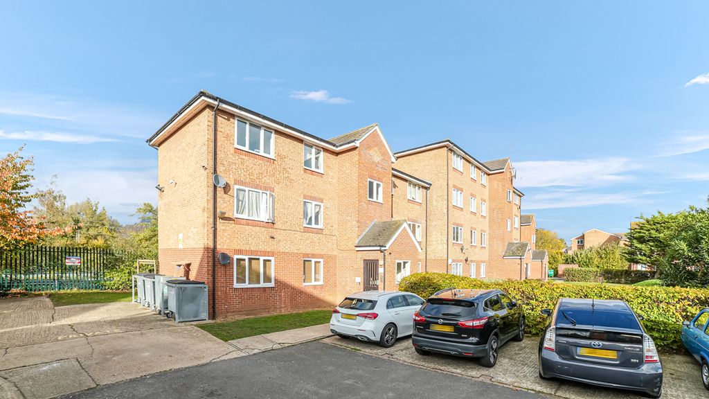 Property photo 1 of 15