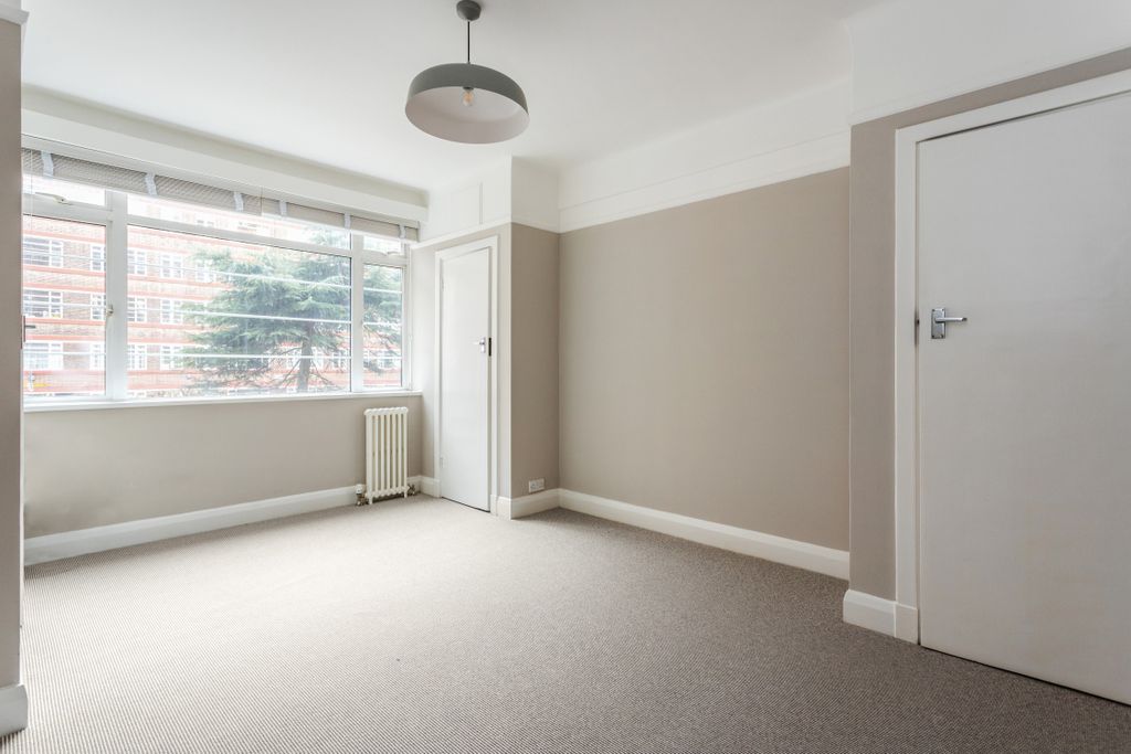 Property photo 1 of 4