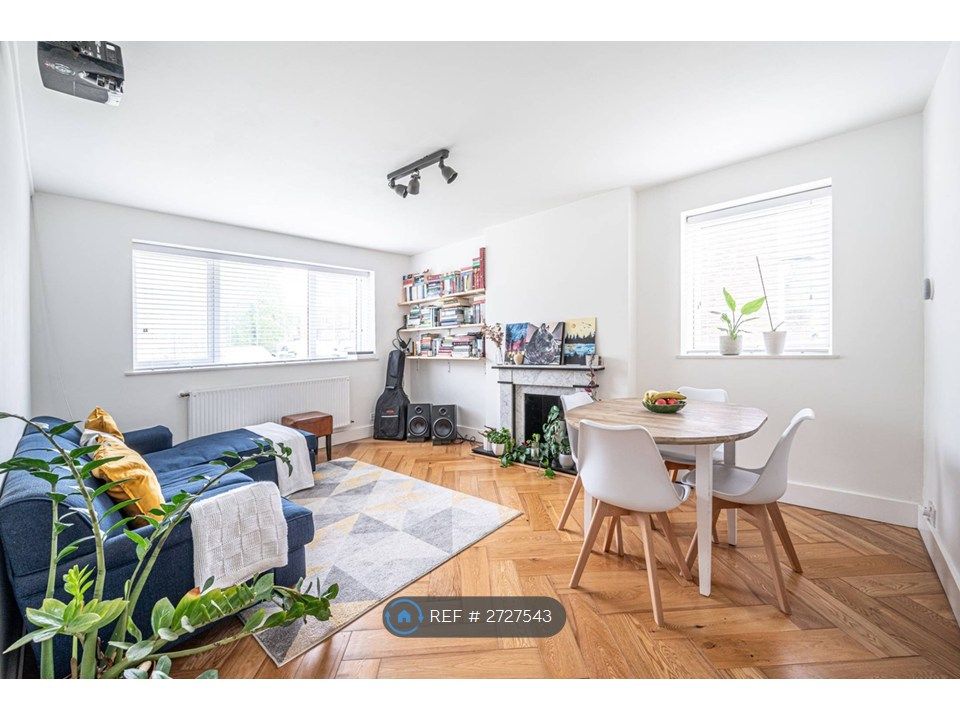 Property photo 1 of 15 Living Space