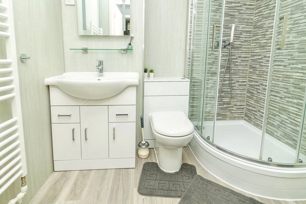 Property photo 3 of 17 Pbox-Img.Jpg