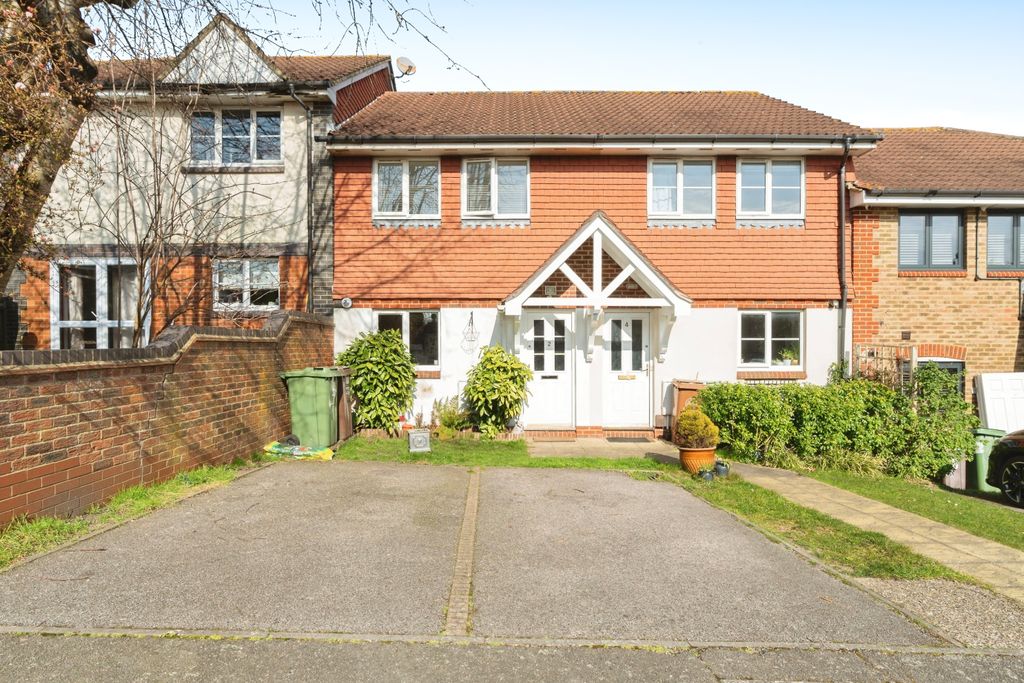 Property photo 1 of 15