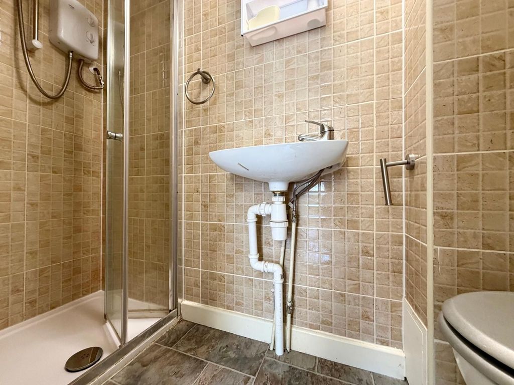 Property photo 3 of 3