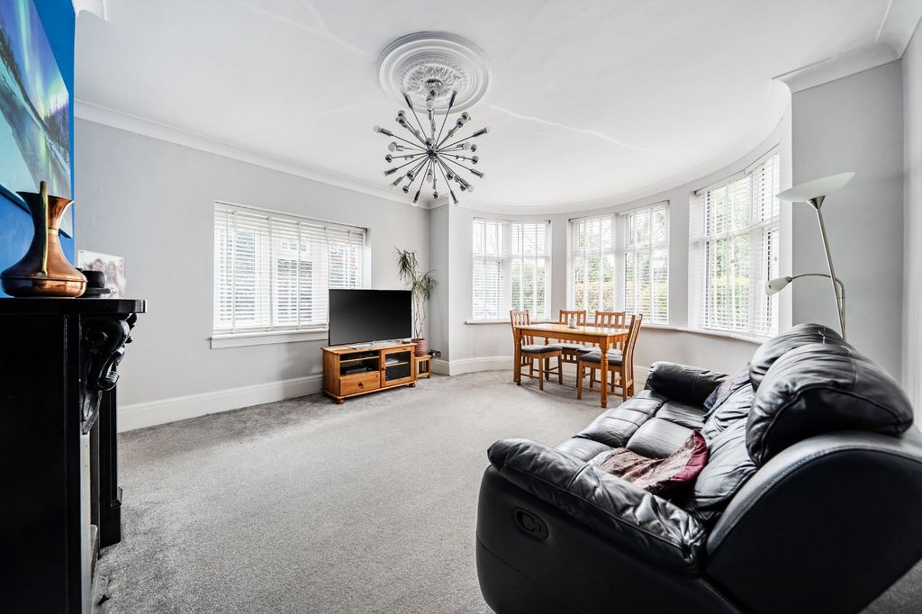 Property photo 2 of 13 Picture No. 02