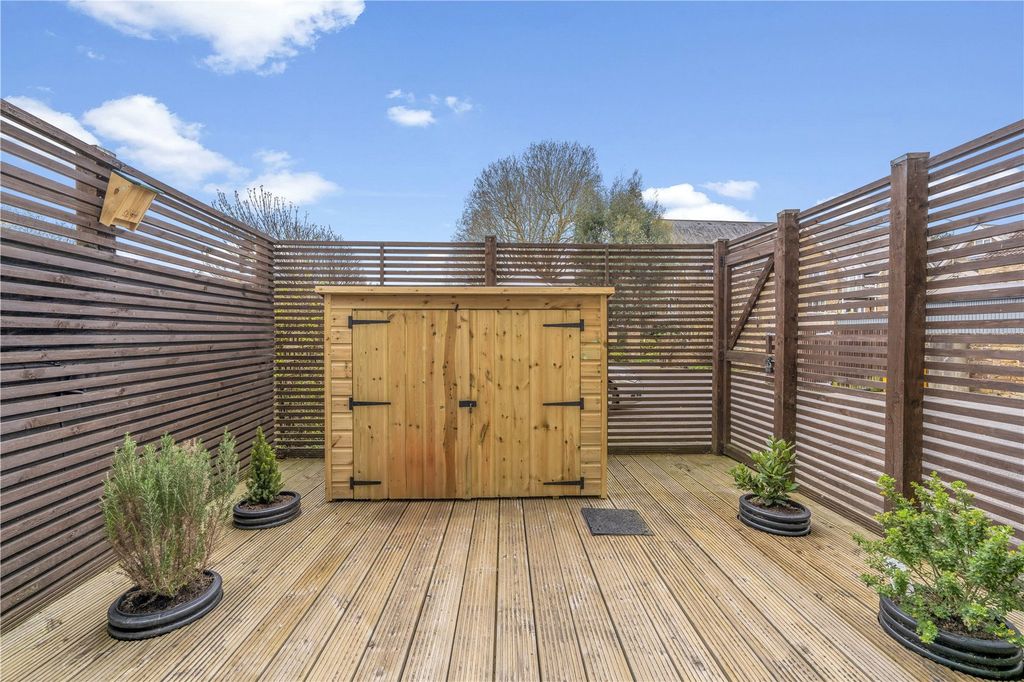 Additional image 10 of 2 bed flat for saleThames Street, Hampton TW12