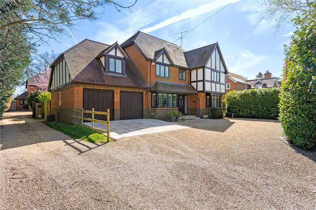 Property photo 1 of 27 Picture No. 24
