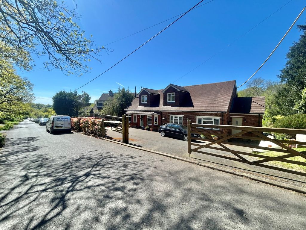 Property photo 1 of 39