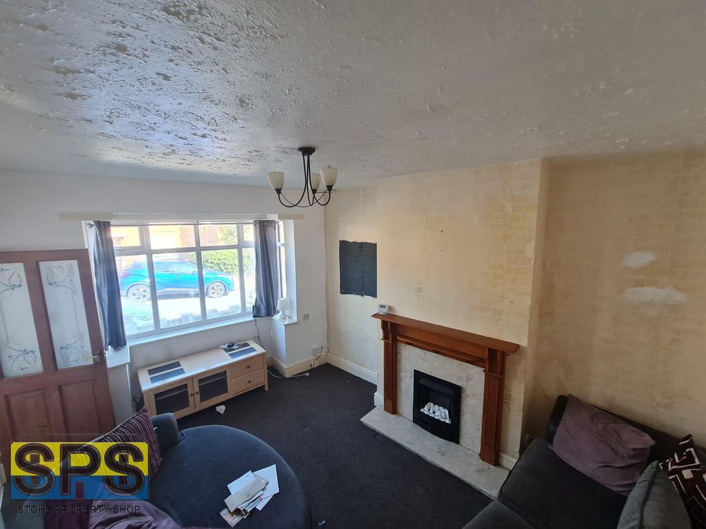 Property photo 2 of 5