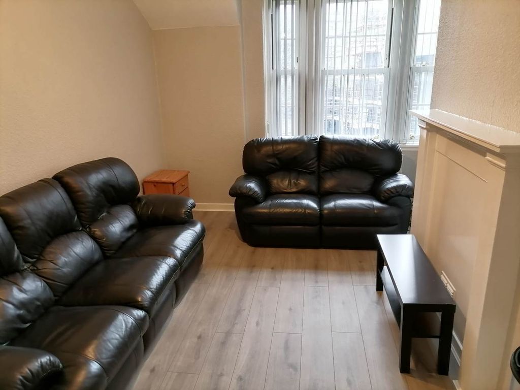 Property photo 3 of 7 Img_20230207_100050