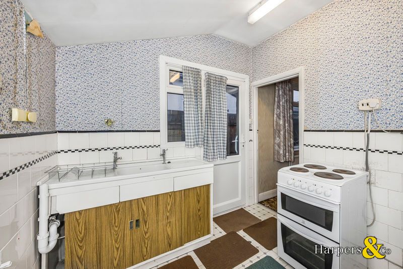 Property photo 3 of 12 Photo 15