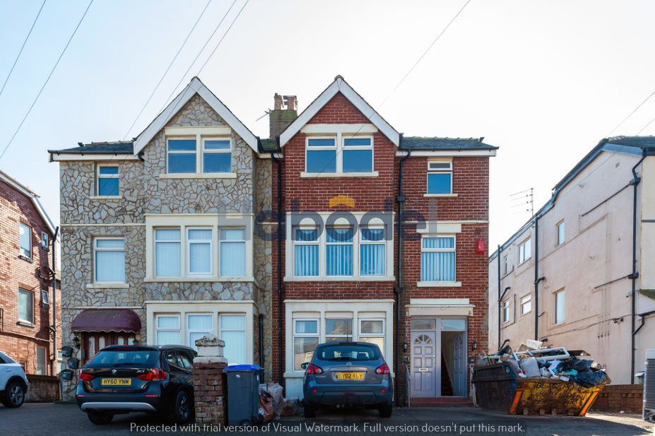 Property photo 1 of 6