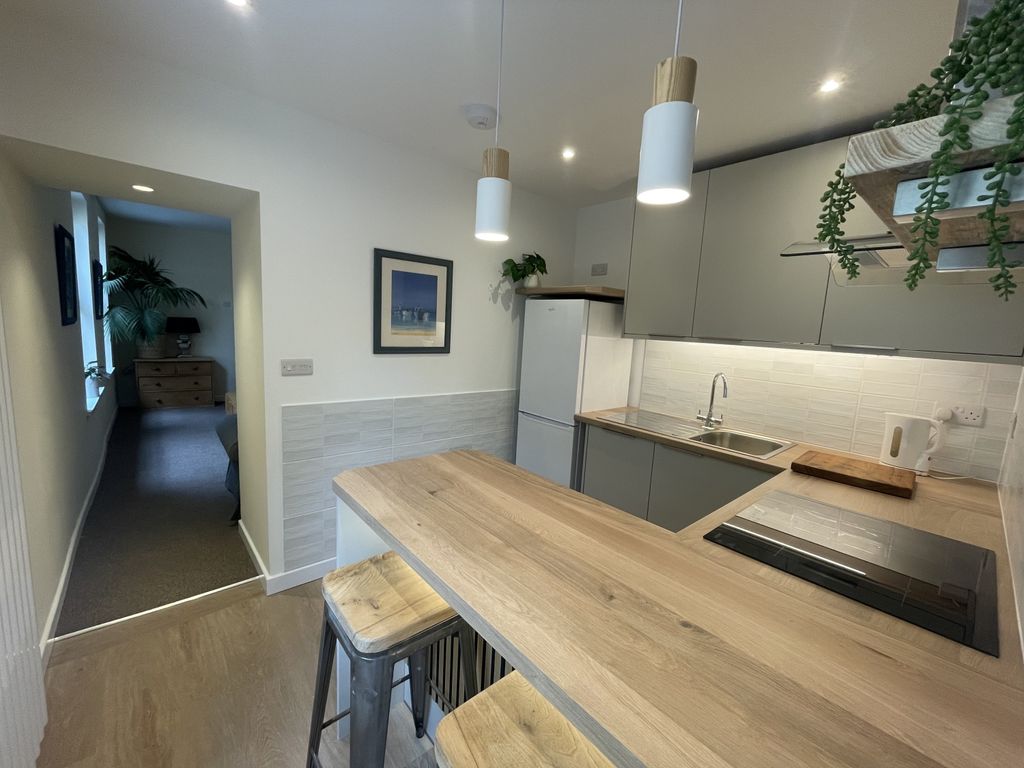 Property photo 1 of 13 Img_5354