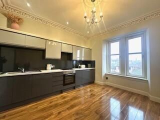 Property photo 3 of 9 Kitchen