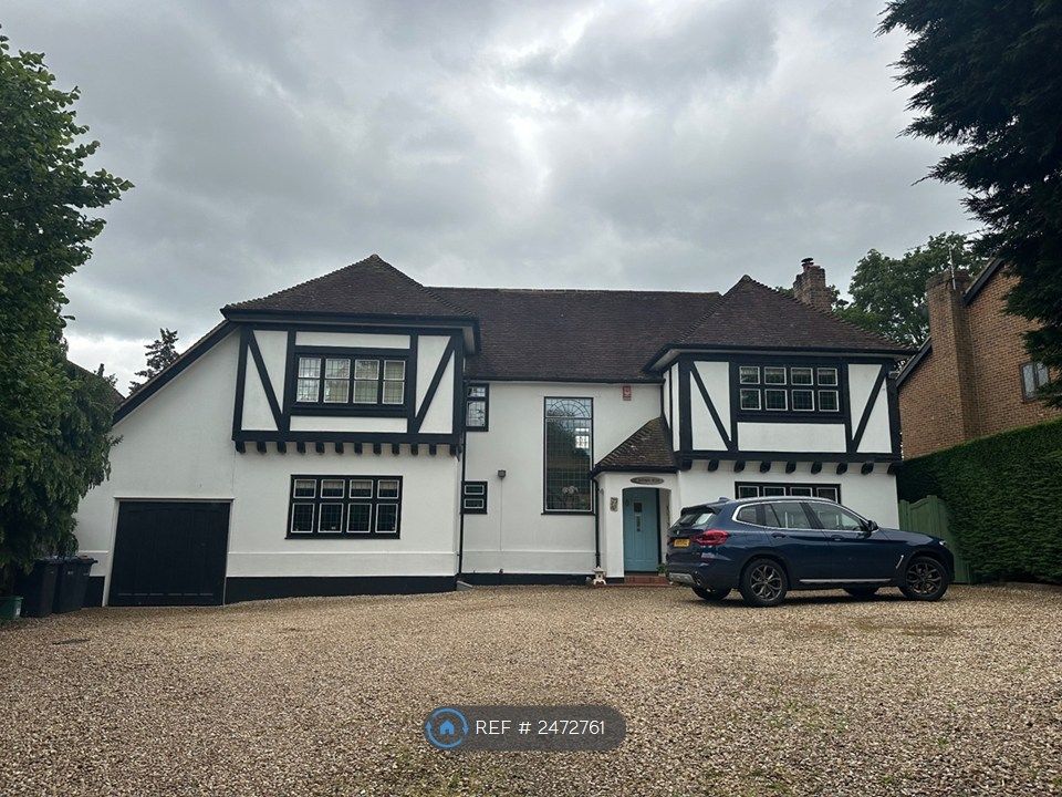 Property photo 1 of 8 Luxury House