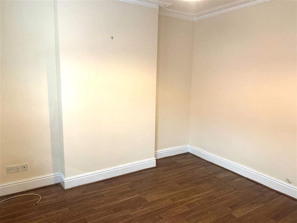 Property photo 3 of 7 Image