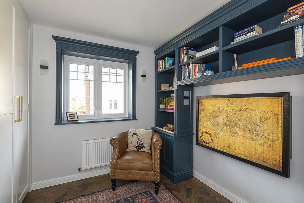 Property photo 3 of 23 Hailwood Drive, Tn8 6Fp 021.Jpg