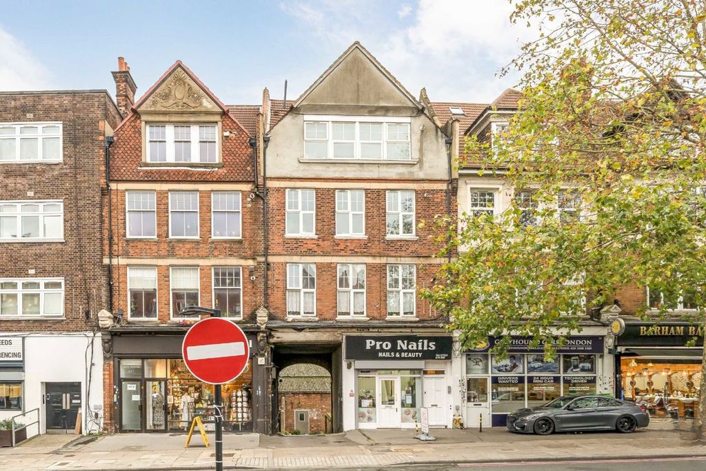 Property photo 2 of 3