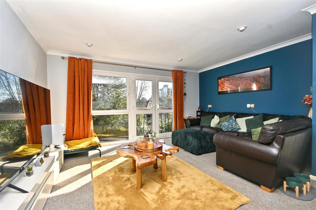 Property photo 2 of 15 Dsc_3875.Jpg