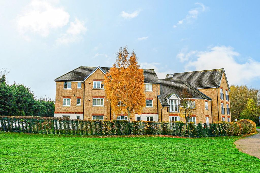 Property photo 1 of 15