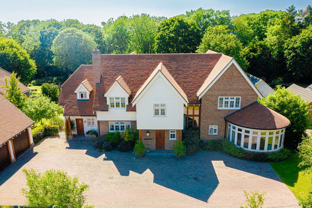 Property photo 2 of 49