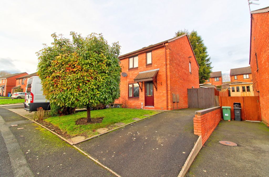 Property photo 1 of 13 Front