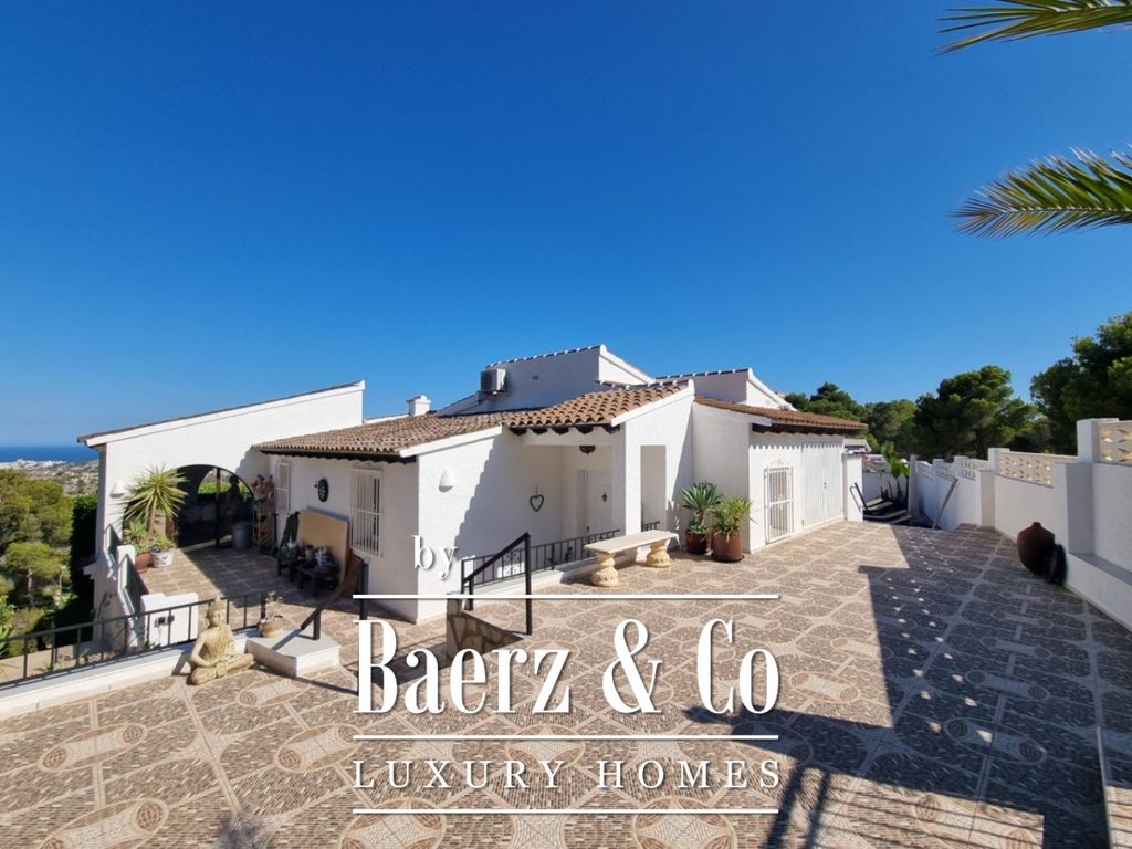 Property photo 2 of 27