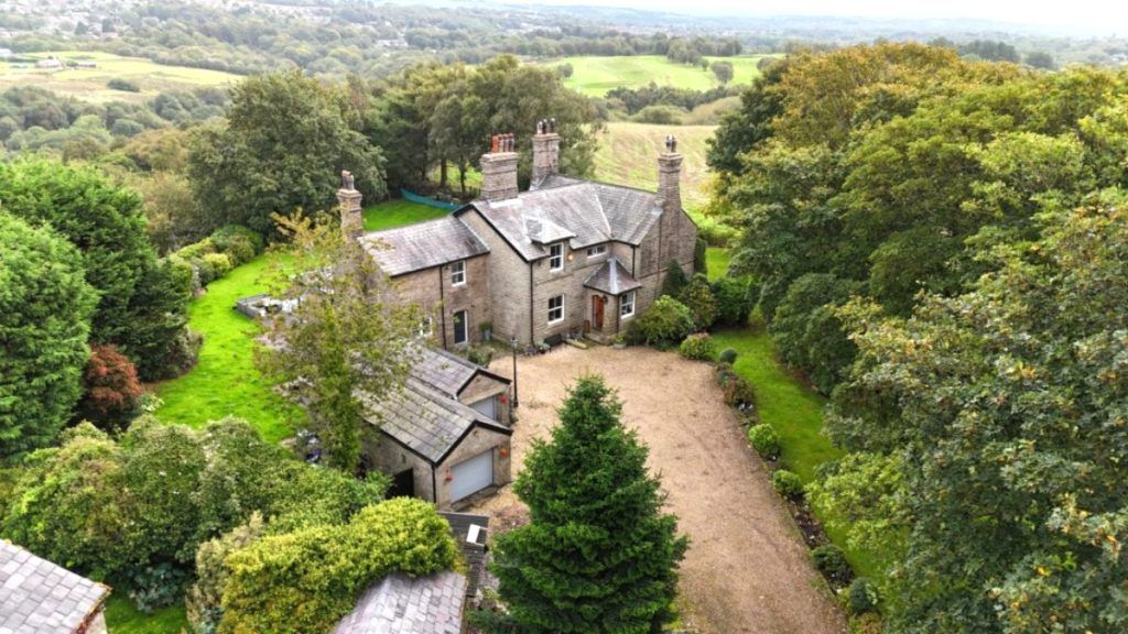 Property photo 2 of 75 1