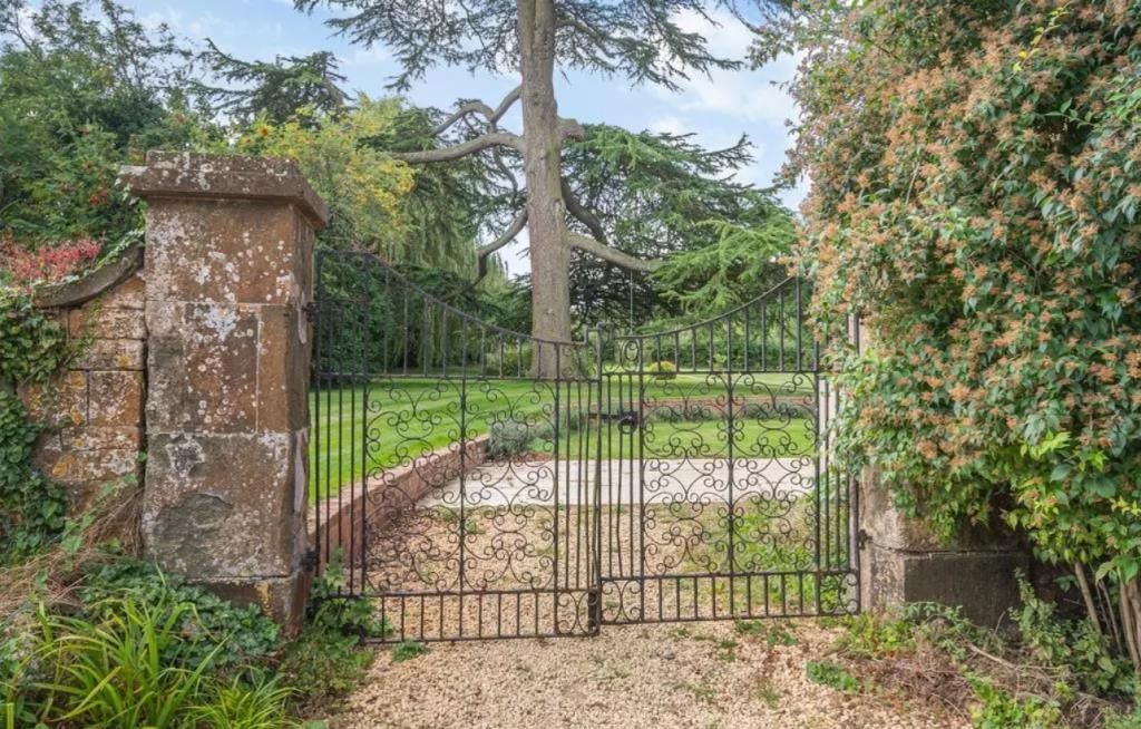 Property photo 3 of 9 Gated Entrance