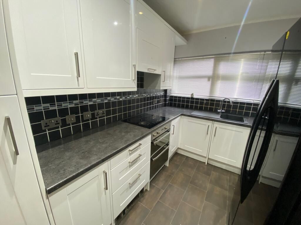 Property photo 3 of 12 Image