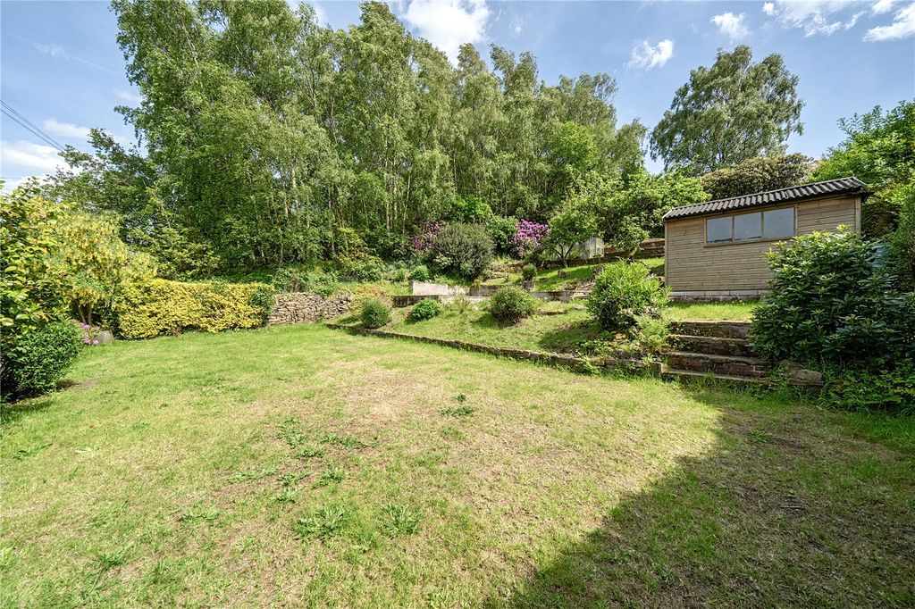 Property photo 2 of 22 Gardens