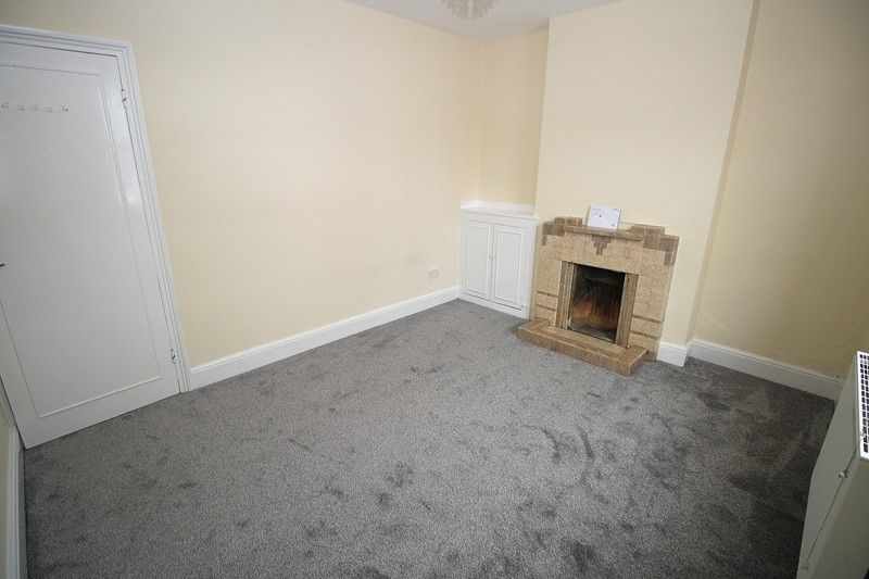 Property photo 2 of 9 Lounge
