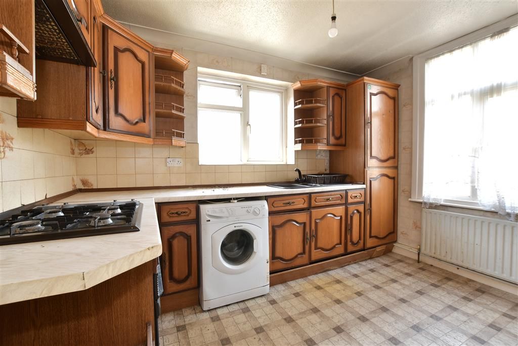 Property photo 1 of 10 Kitchen/ Dining Room
