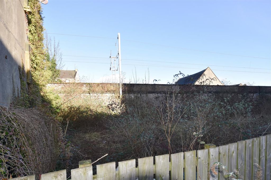 Property photo 1 of 6 1.Jpg
