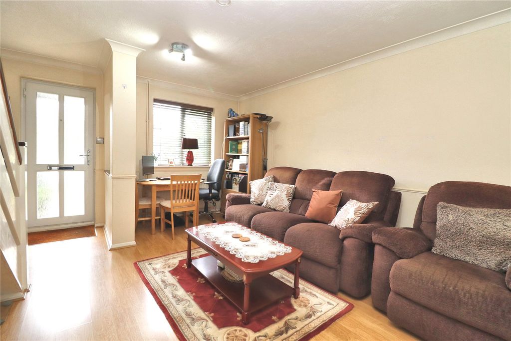 Property photo 3 of 11 Picture No. 25