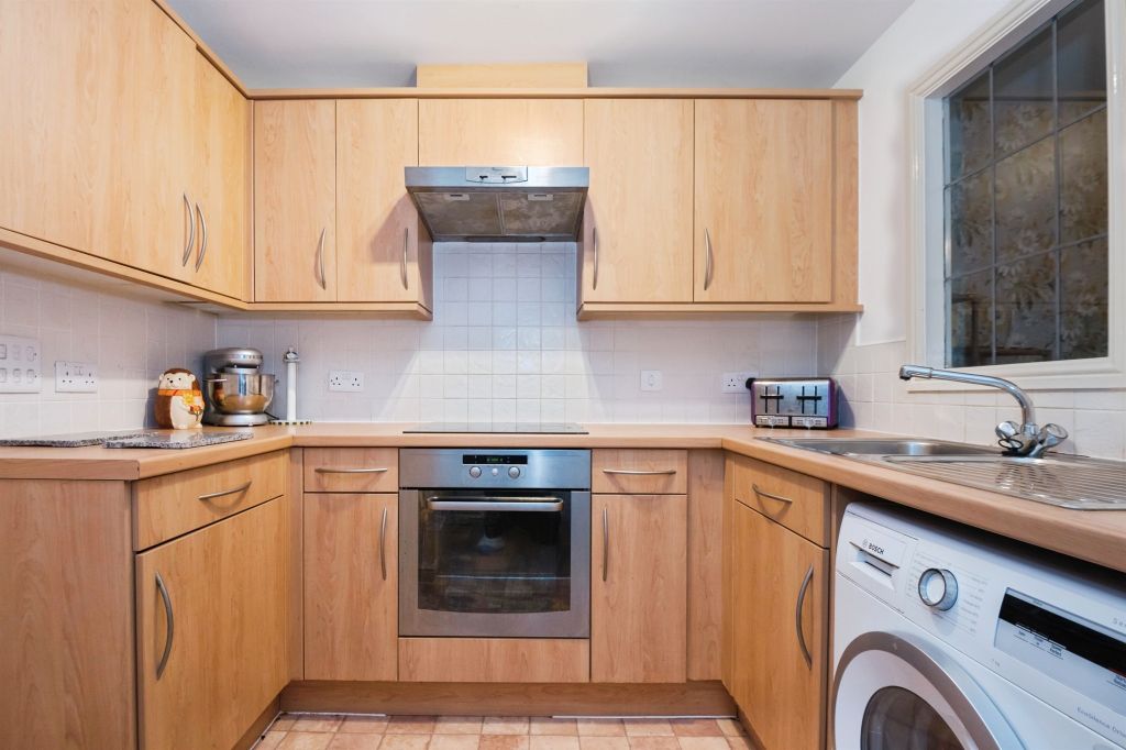 Property photo 3 of 13