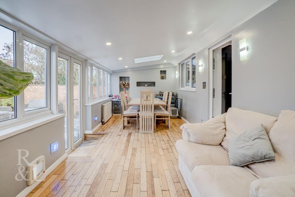 Property photo 3 of 26 Batched (29).Jpg