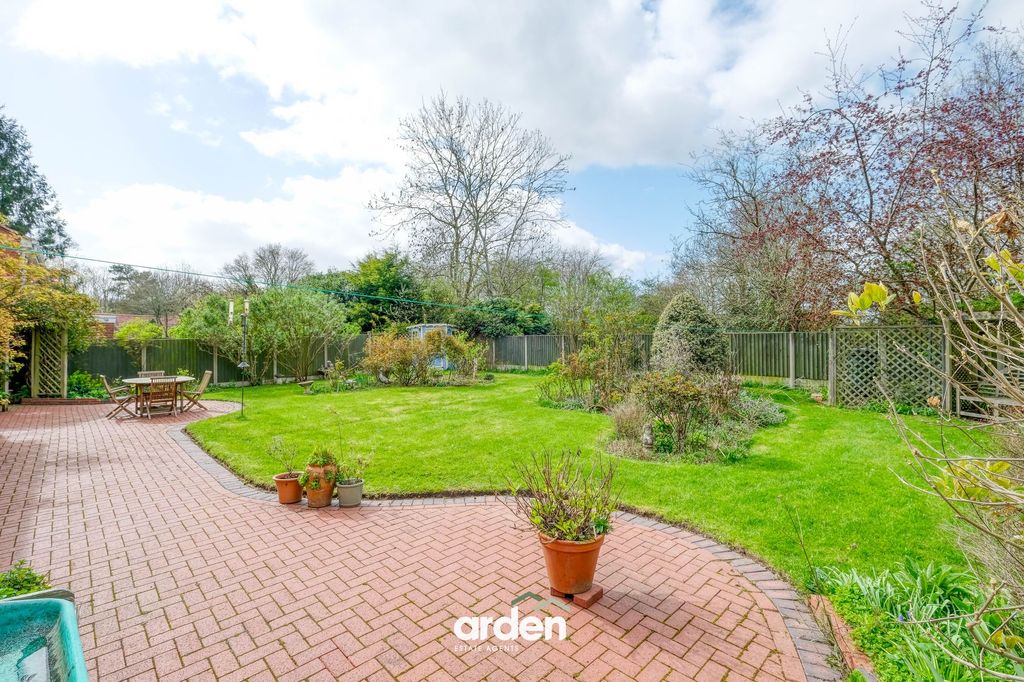 Property photo 2 of 21