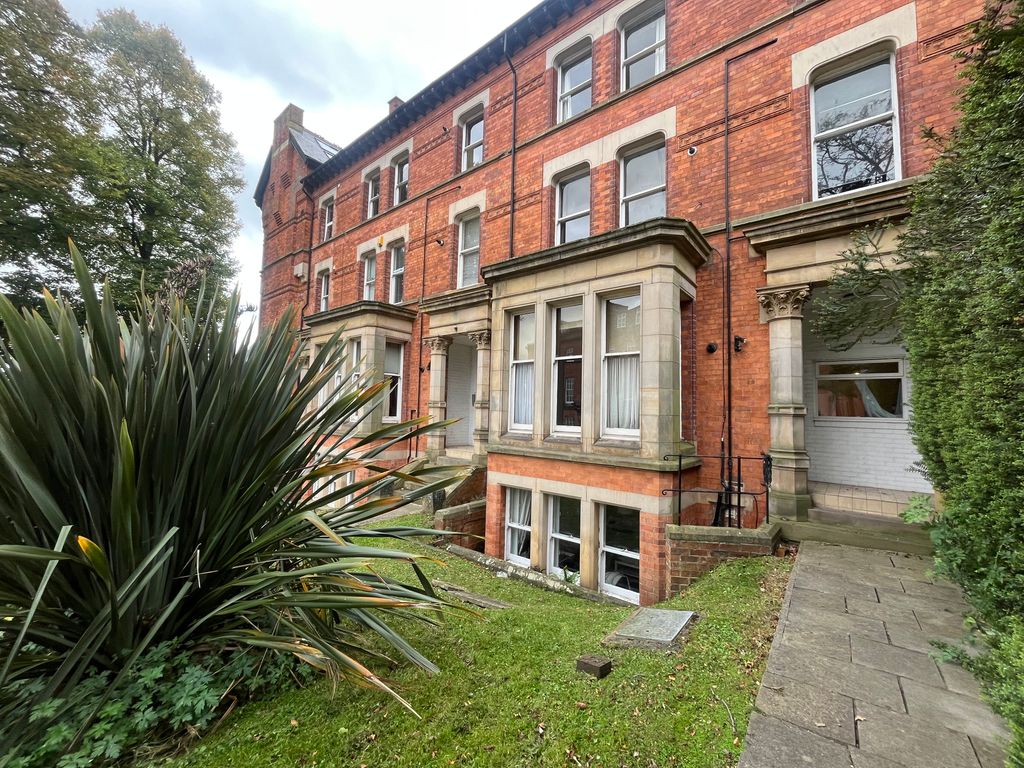 Property photo 2 of 11