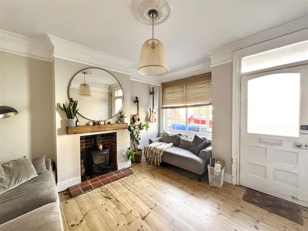 Property photo 2 of 14 Img_2018.Jpg