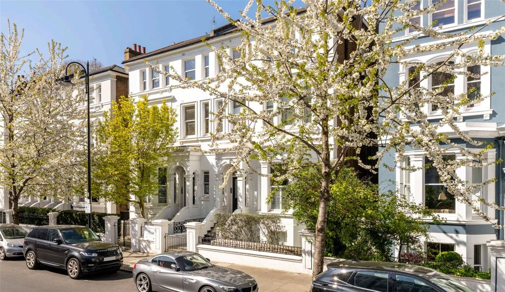 Property photo 1 of 6 Front Aspect