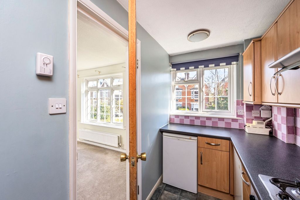 Property photo 3 of 14