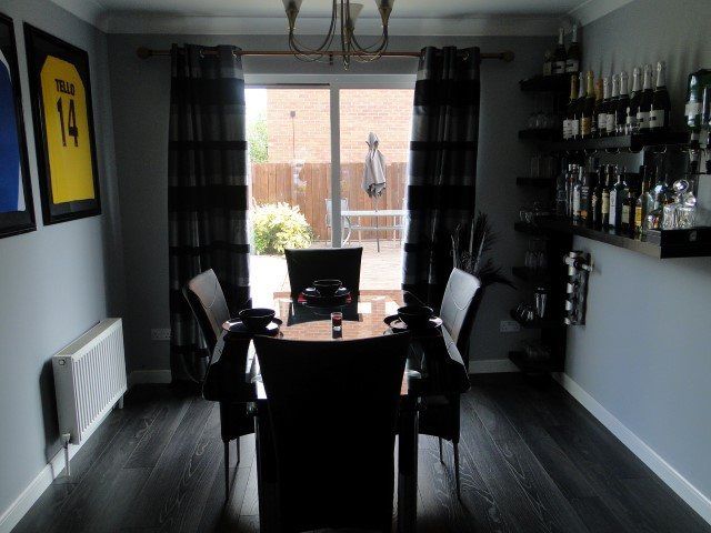 Property photo 3 of 7 Gallery