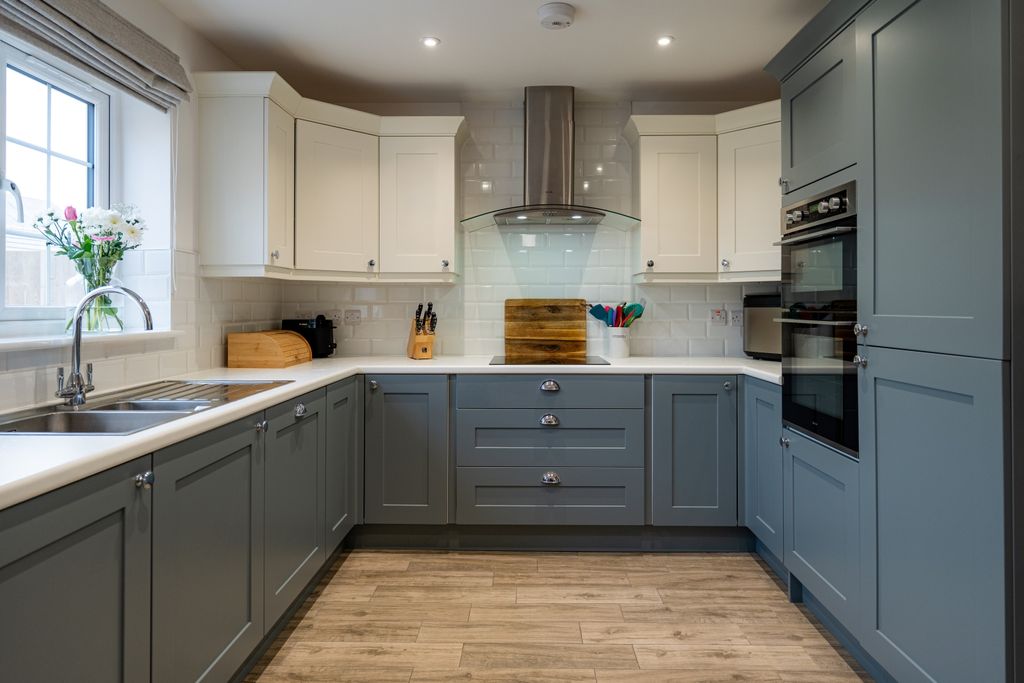 Property photo 3 of 29 Abbey Woods-39