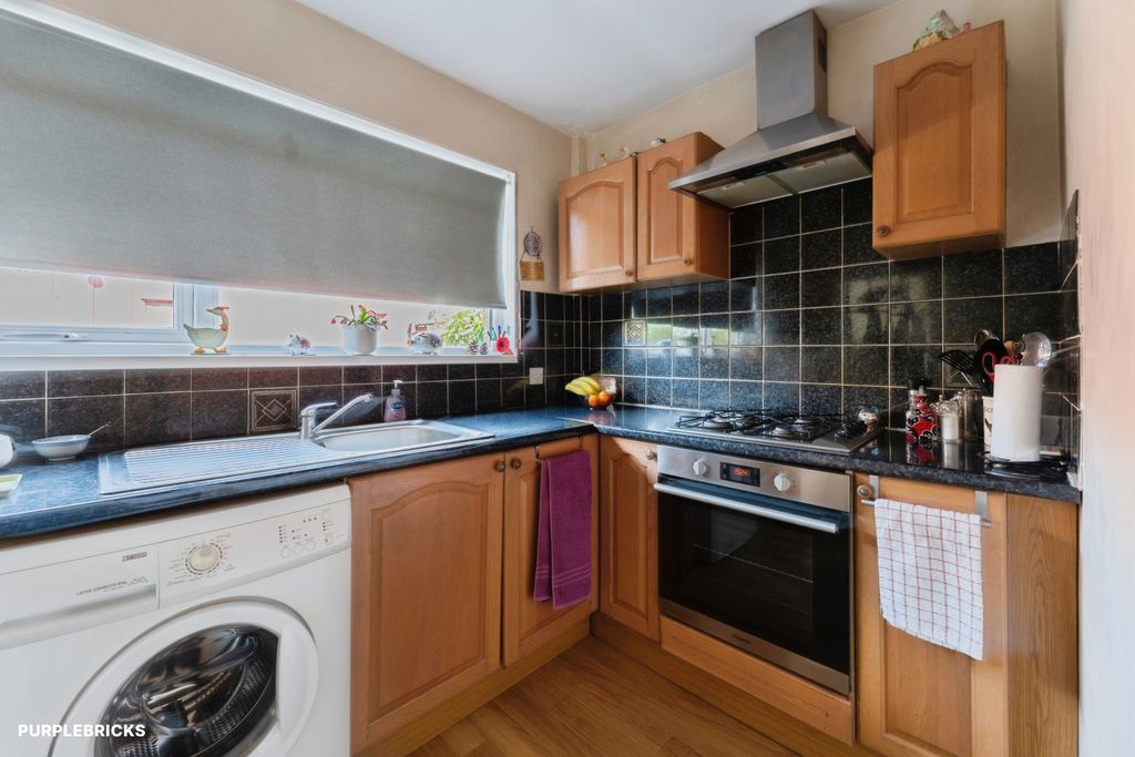 Property photo 2 of 16 Kitchen