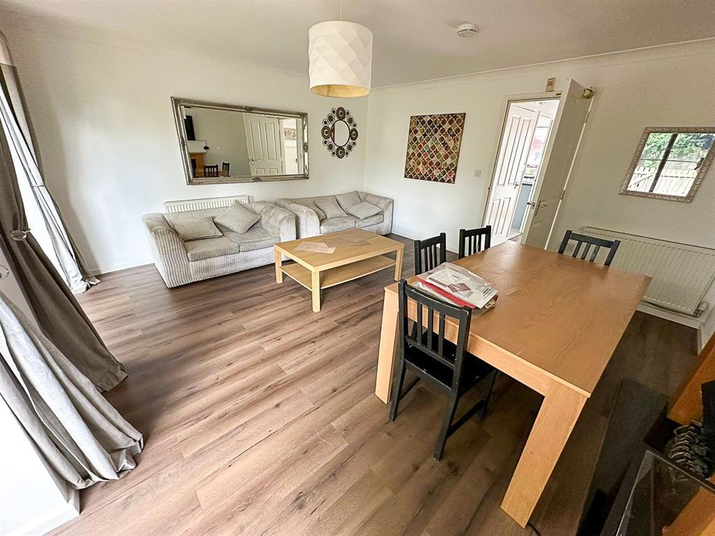 Property photo 3 of 8 Living Room