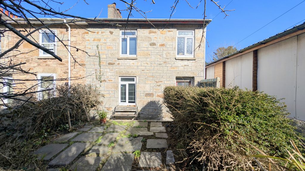 Property photo 1 of 11 Two Bedroom End Terraced House For Sale