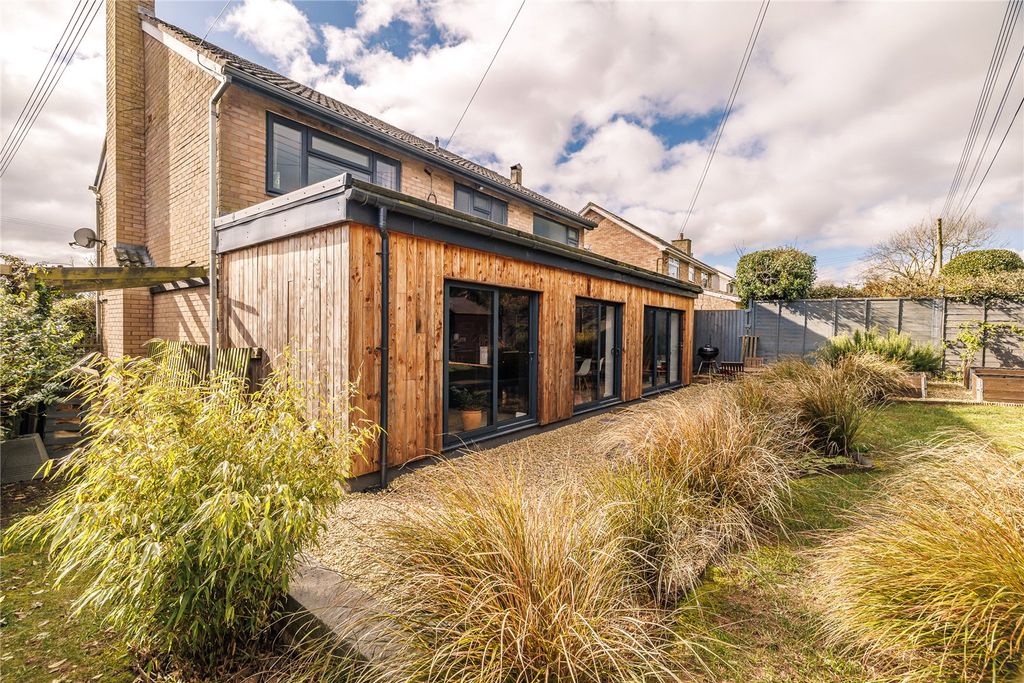 Property photo 3 of 18 Picture No. 31